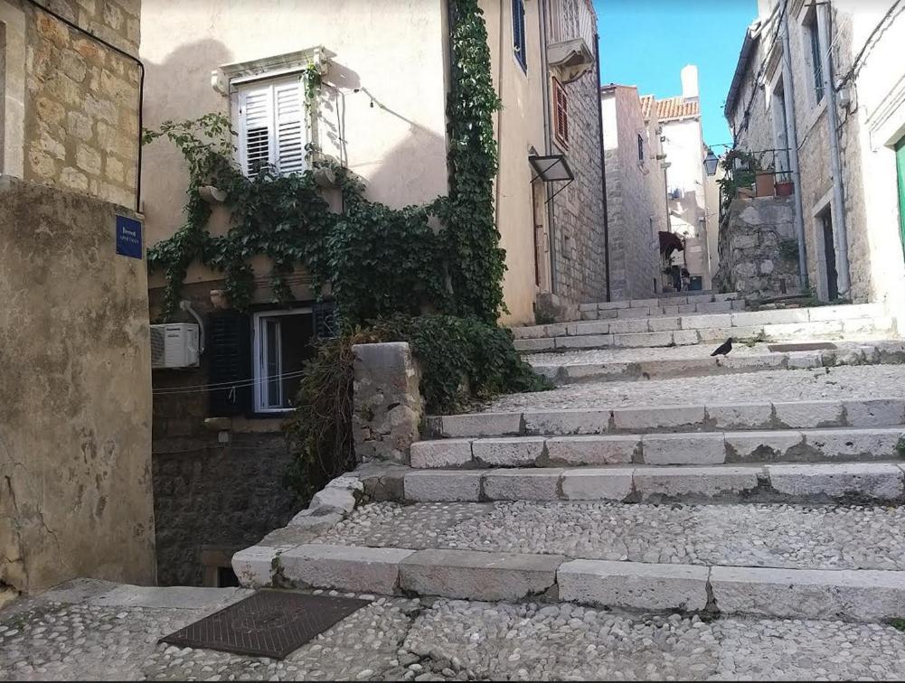 Stella Del Mare - Old Town Getaway Apartment *